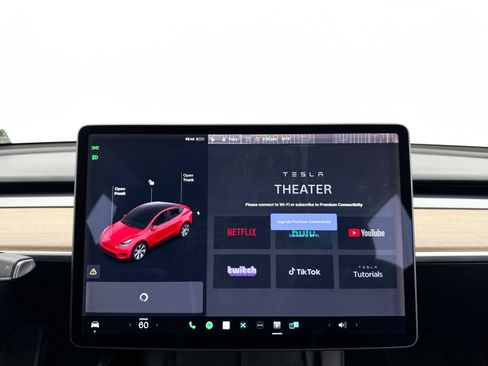Used 2021 Tesla Model Y Long Range AWD/4WD image 22