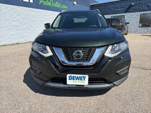 Used 2018 Nissan Rogue SV image 8