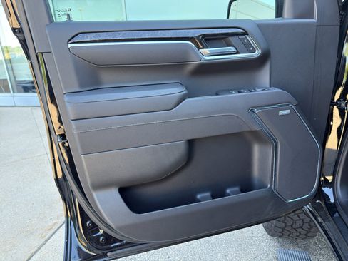 New 2025 Chevrolet Silverado 1500 RST w/ Convenience Package II AWD/4WD image 13