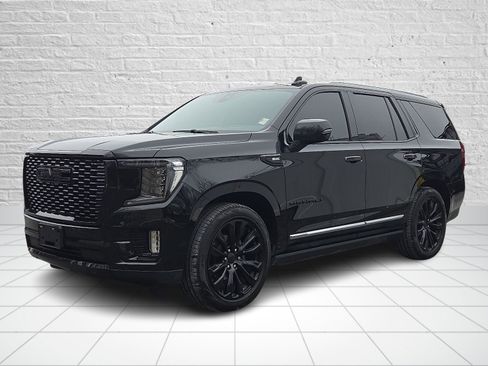 Used 2021 GMC Yukon Denali w/ Denali Ultimate Package image 3