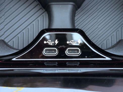 New 2026 BMW i5 eDrive40 image 23