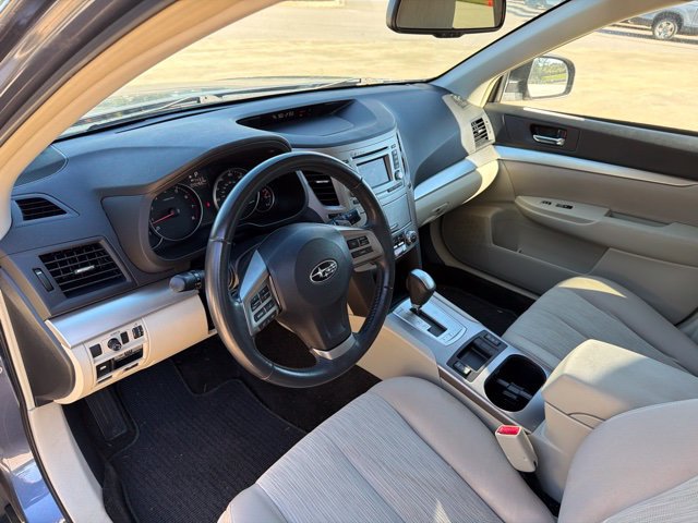 Used 2014 Subaru Outback 2.5i Premium AWD/4WD image 5