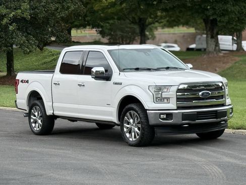 Used 2016 Ford F150 Lariat w/ Equipment Group 502A Luxury AWD/4WD image 2