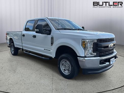 Used 2019 Ford F250 XL w/ Power Equipment Group image 6