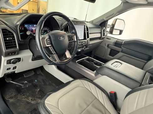 Used 2022 Ford F250 Limited w/ FX4 Off-Road Package image 12