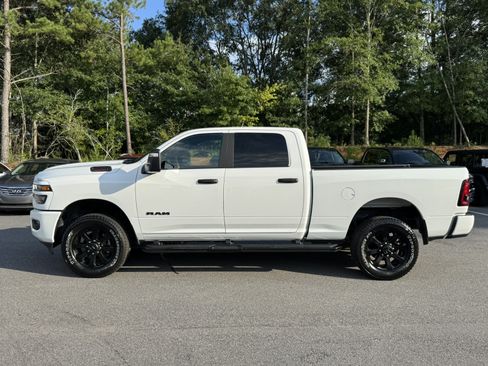Certified 2025 RAM 2500 Big Horn AWD/4WD image 8