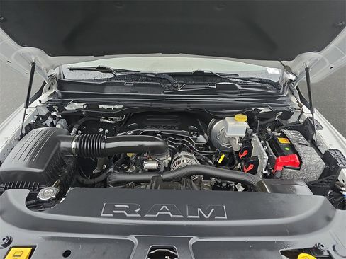 Used 2019 RAM 1500 Laramie Longhorn image 33