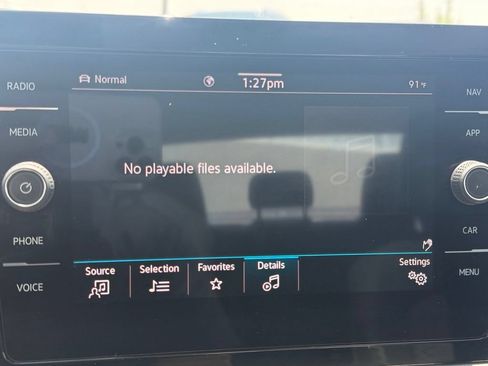 Used 2026 Volkswagen Jetta SEL FWD image 23