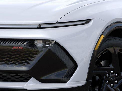 New 2026 Chevrolet Equinox EV RS FWD image 10