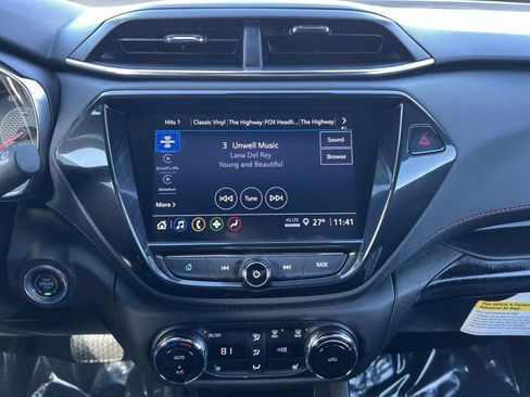 Used 2023 Chevrolet TrailBlazer RS w/ Convenience Package image 18