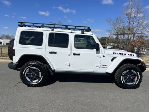 Used 2019 Jeep Wrangler Unlimited Rubicon image 12