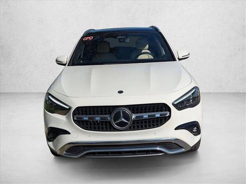Certified 2025 Mercedes-Benz GLA 250 image 2