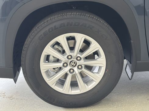 New 2026 Toyota Grand Highlander XLE AWD/4WD image 40