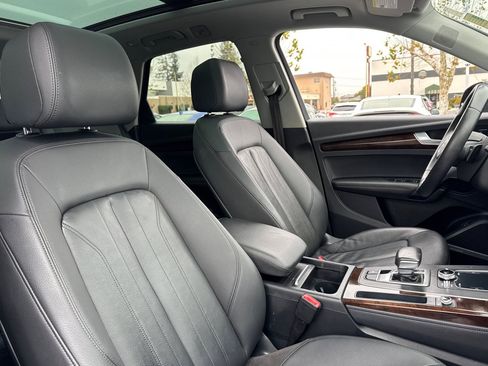 Used 2020 Audi Q5 2.0T Premium Plus w/ Premium Plus Package image 32
