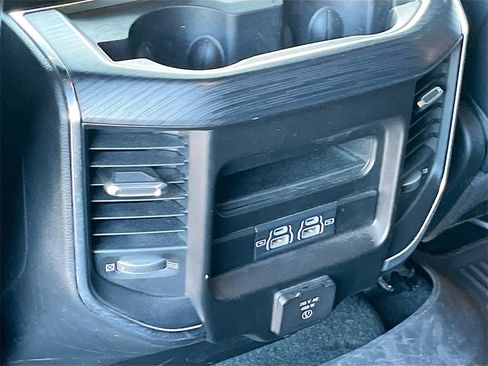 Used 2023 RAM 1500 Laramie image 24