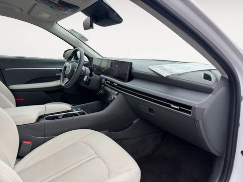 Used 2025 Hyundai Sonata SEL FWD image 26