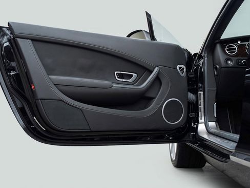 Used 2014 Bentley Continental GT image 7