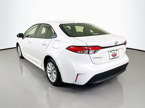 Certified 2026 Toyota Corolla LE w/ LE Premium Package image 7