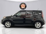 Used 2015 Kia Soul + image 4