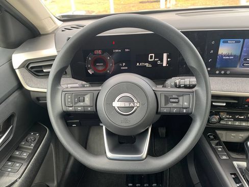 New 2026 Nissan Kicks S FWD image 8