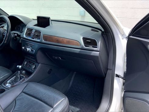 Used 2016 Audi Q3 2.0T Premium Plus w/ Technology Package FWD image 23