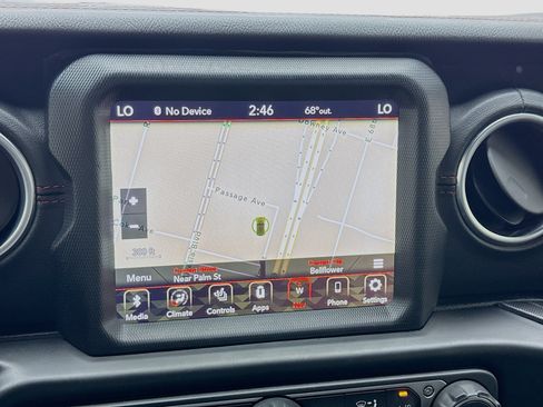 Used 2020 Jeep Wrangler Unlimited Rubicon image 9