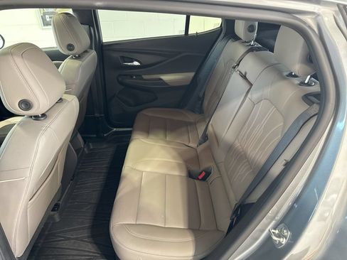 Used 2025 Buick Envista Avenir FWD image 18
