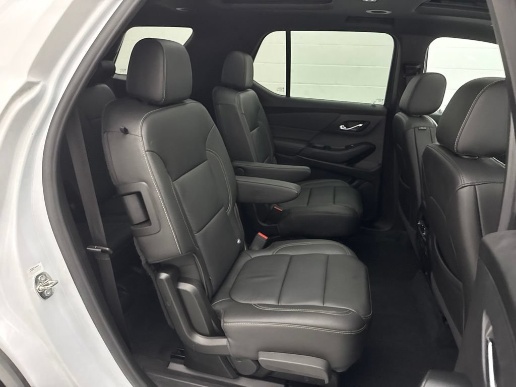 Used 2023 Chevrolet Traverse LT w/ LT Premium Package AWD/4WD image 61