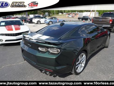 Used 2020 Chevrolet Camaro SS RWD image 9