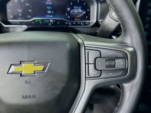 Used 2025 Chevrolet Silverado 2500 LT w/ Convenience Package image 23