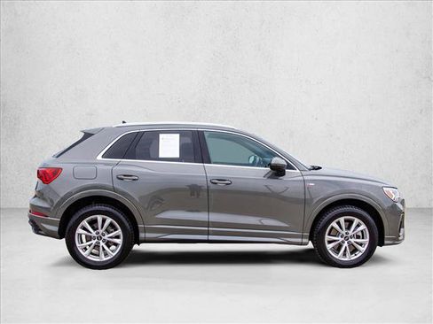Certified 2022 Audi Q3 2.0T Premium Plus AWD/4WD image 4