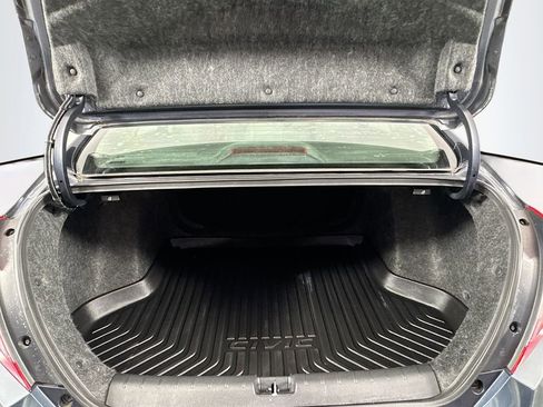 Used 2017 Honda Civic Touring image 35