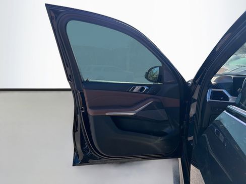 Certified 2024 BMW X5 sDrive40i w/ M Sport Package image 22