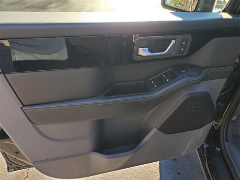 Used 2024 INEOS Grenadier Base image 15