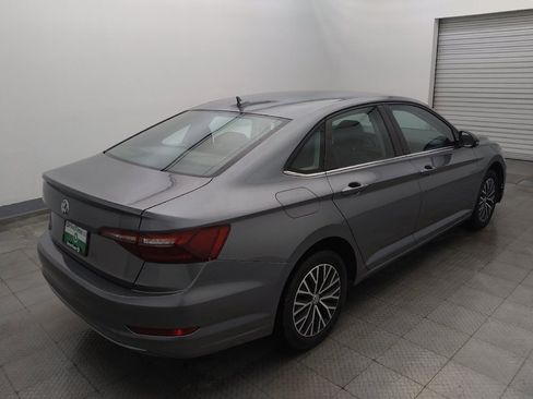 Used 2021 Volkswagen Jetta SE FWD image 9