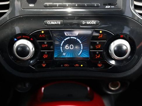 Used 2013 Nissan Juke SL w/ Sport Pkg AWD/4WD image 31