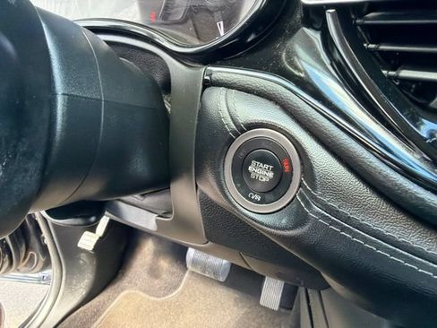 Used 2022 Dodge Durango SXT AWD/4WD image 18