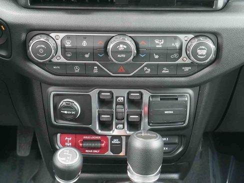 New 2026 Jeep Gladiator Willys image 6