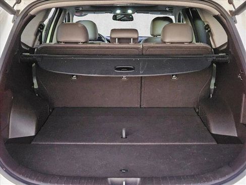 Used 2019 Hyundai Santa Fe Limited image 6