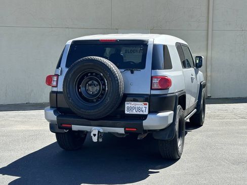 Used 2008 Toyota FJ Cruiser 4WD image 5