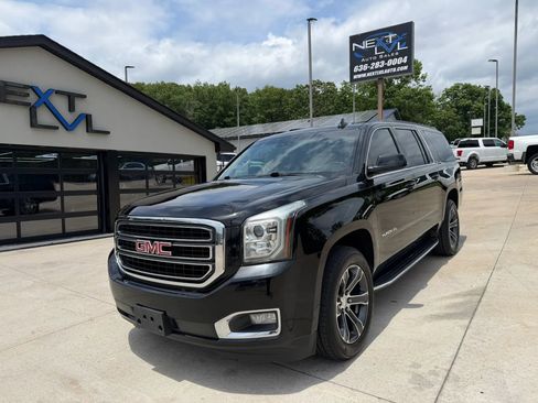 Used 2020 GMC Yukon XL SLT AWD/4WD image 5