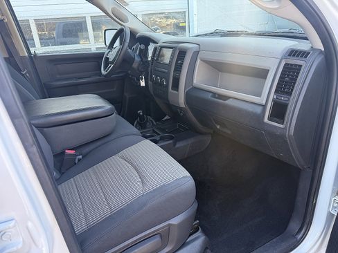 Used 2012 RAM 2500 ST w/ Chrome Appearance Group image 14