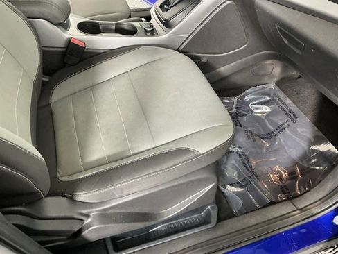Used 2016 Ford Escape SE w/ Equipment Group 201A image 14