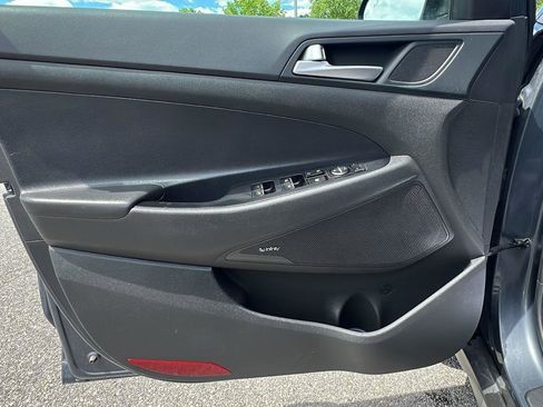 Used 2021 Hyundai Tucson Limited AWD/4WD image 21