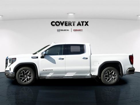 New 2026 GMC Sierra 1500 SLT image 2