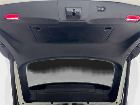 Used 2020 Porsche Cayenne w/ Premium Package image 80