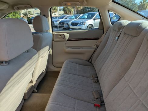 Used 2004 Chevrolet Impala w/ Preferred Equipment Group image 13