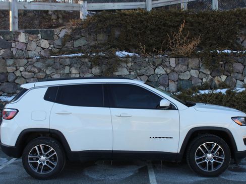 Used 2018 Jeep Compass Latitude w/ Cold Weather Group image 5