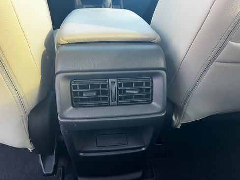 Used 2023 Honda CR-V EX-L image 15