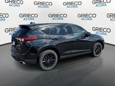 New 2026 Acura RDX SH-AWD image 2
